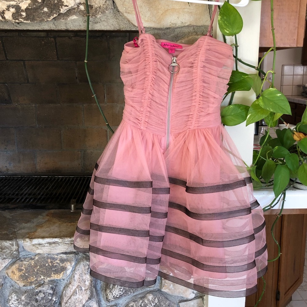 Betsy Johnson retro dress